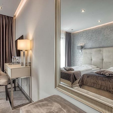 Hotel Bialy Dom Рибник Екстер'єр фото