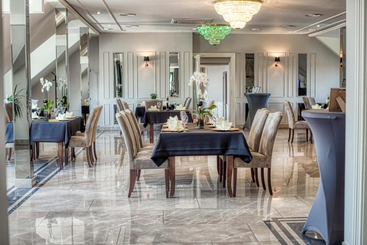 Hotel Bialy Dom Рибник Екстер'єр фото