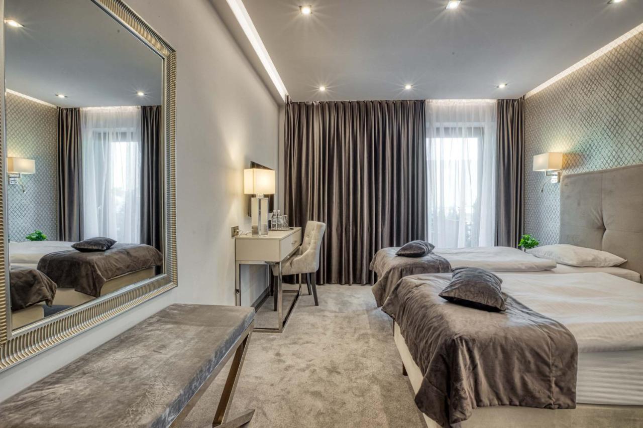 Hotel Bialy Dom Рибник Екстер'єр фото