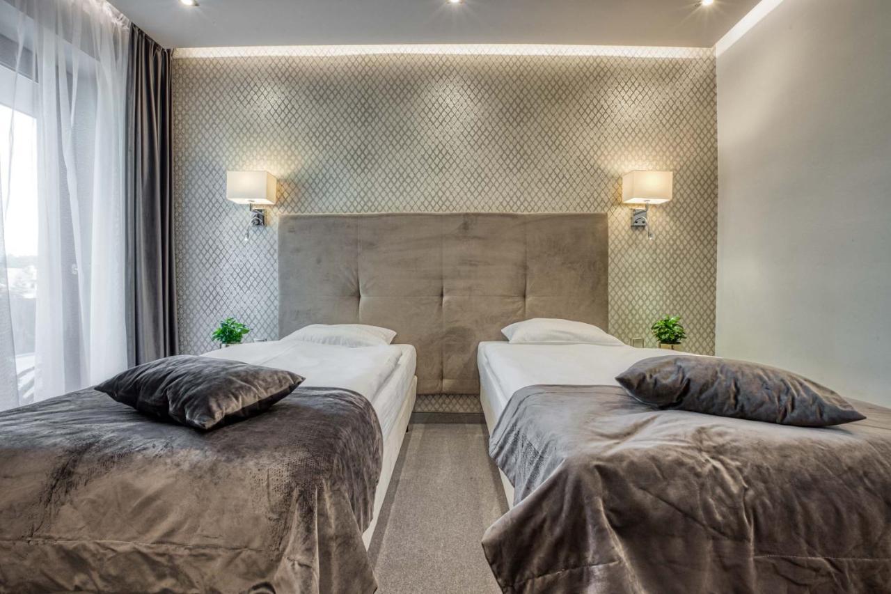 Hotel Bialy Dom Рибник Екстер'єр фото