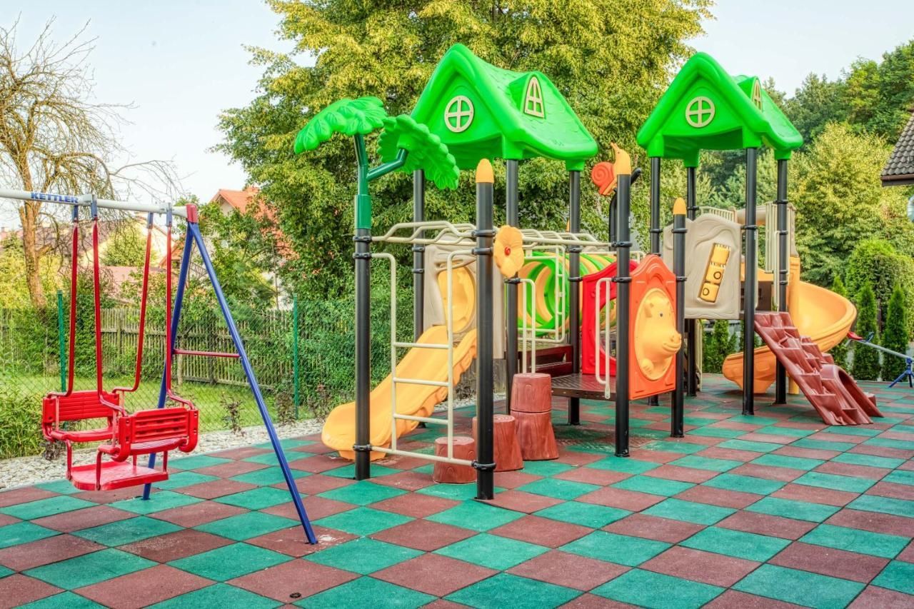 Hotel Bialy Dom Рибник Екстер'єр фото